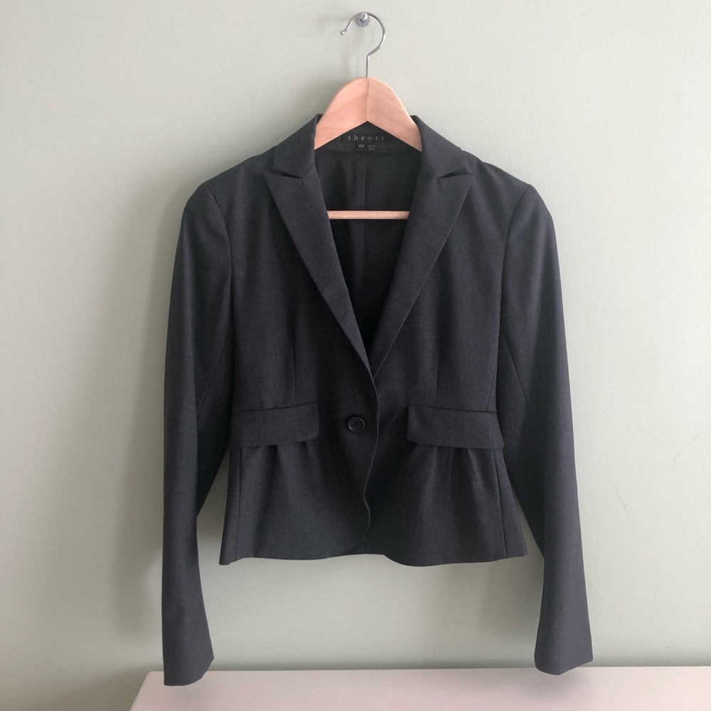 Theory gray/black blazer size 00.